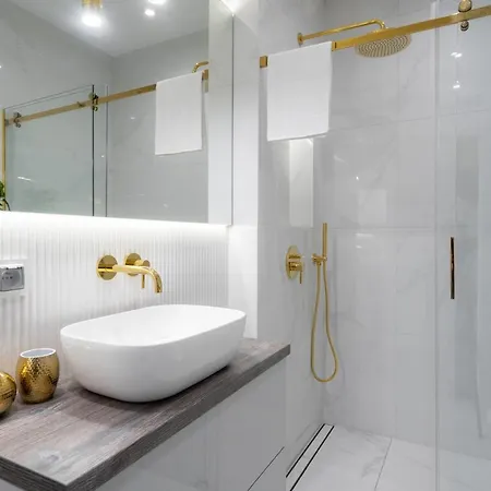 Exclusive Crystal Apartment